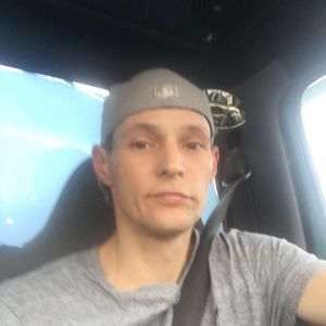 Meet your Posher, Todd